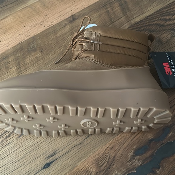 UGG womens NEW Classic Mini Lace Up Weather proof boots 9 Thinsulate - Picture 13 of 13